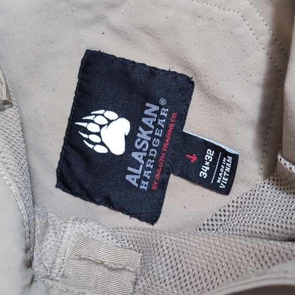 AKHG Quickhatch Cargo Vented Hiking Trail Pants Size 34x32 In Tan Stretch Nylon - Picture 2 of 13